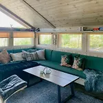 Cozy With Fantastic Mountain Views In Oppheimasen Torpo