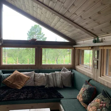Σπίτι διακοπών Cozy With Fantastic Mountain Views In Oppheimasen
